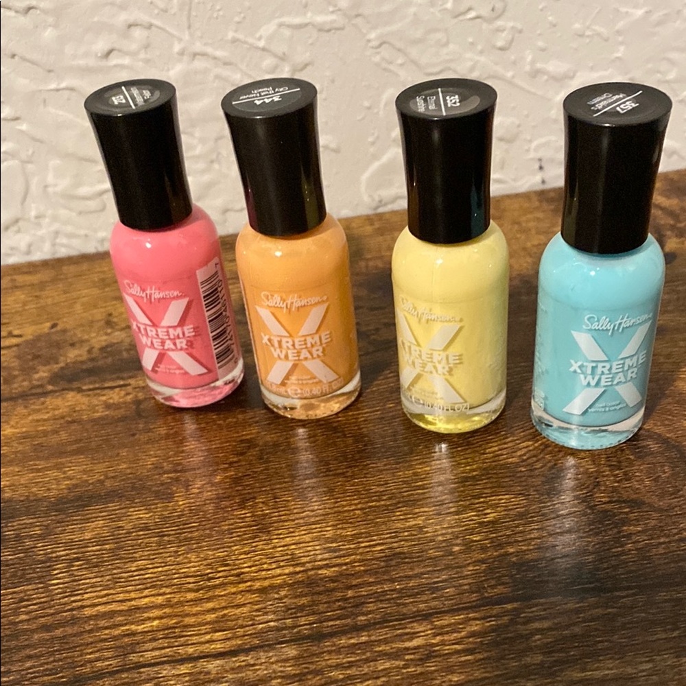 Xtreme Wear Nail Polish Set - Pink, Orange, Yellow, Blue